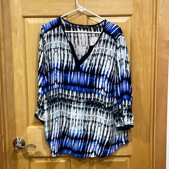 Ava Christine tie dye blue white v-neck tunic top size 1x - Picture 2 of 12